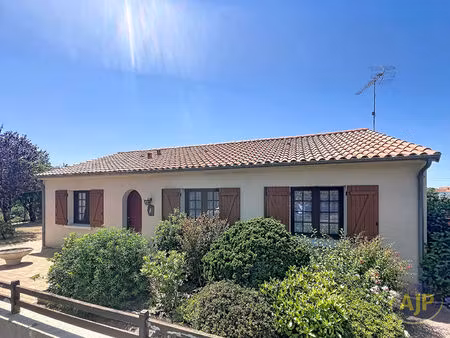 maison montrevault 4 pièce(s) 83 m2