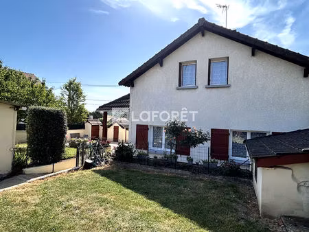 proche gare: maison savigny sur orge 7 pièce(s) 6 chambres de 151 m2