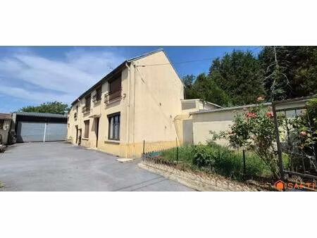 proche de fismes - plusieurs garages - 3 chambres possible 4.
