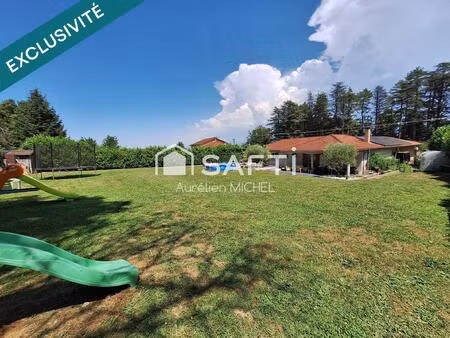 maison de plain pied de 141m² sur un terrain de 1536m²
