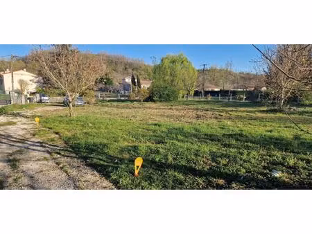 bondigoux - terrain constructible de 1340 m²