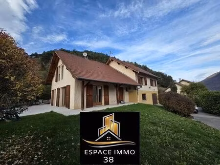 villa de luxe de 7 pièces en vente treffort  auvergne-rhône-alpes