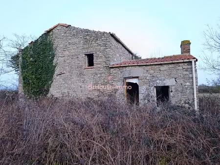 bâtisses 100m² sur terrain de 300m²