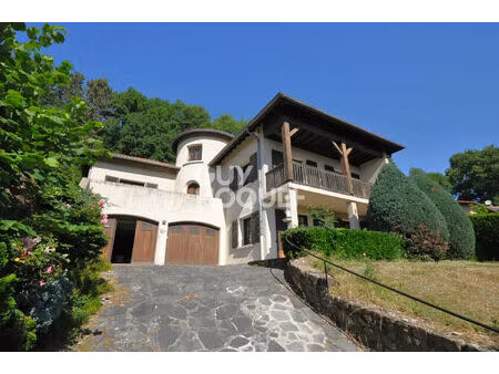 maison à saint symphorien sur coise de 163 m² sur un terrain de 1054 m²