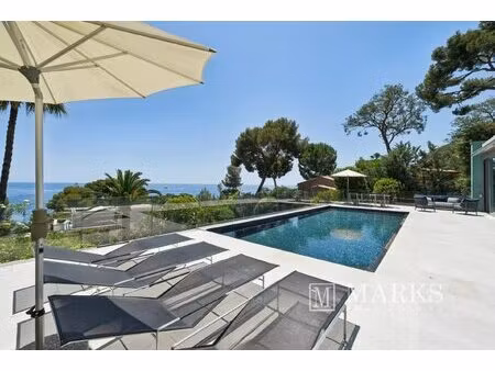 villa contemporaine d'exception à èze bord de mer – un véritable écrin entre mer et...