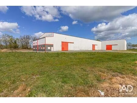vente local d'activités 2 147 m²