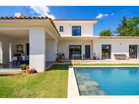 vente maison de luxe sanary-sur-mer 5 pièces 132 m² <meta name="description" content="à ve