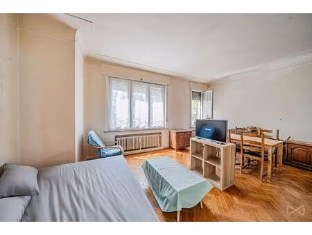 rez-de-chaussée à vendre à boulevard du jubilé 65 molenbeek-saint-jean (vbe40302)