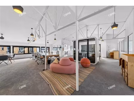 location bureau clichy 642 m²