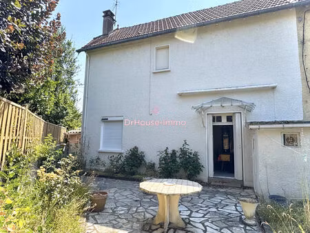 poitiers - montierneuf - maison de charme des années 40 avec jardin  balcon  garage et cav