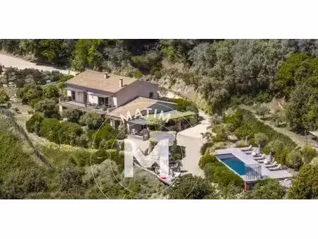 maison de 9 pièces de luxe en vente à sari-d'orcino  france