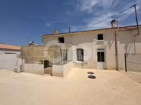 vente maison 2 pièces 108 m² à balanzac (17600)  97 200 €
