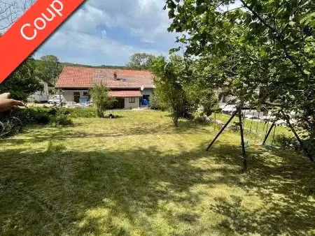 maison à louer 3 pièces 79.8 m² - corveissiat (01) - 745€