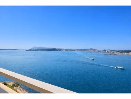toulon appartement avec vues  cave et parking privé