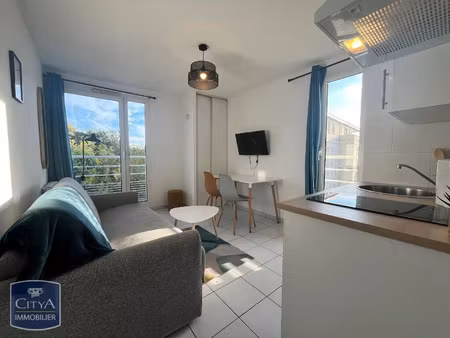 appartement à louer 1 pièce 16.57 m² - avignon (84) - 437€
