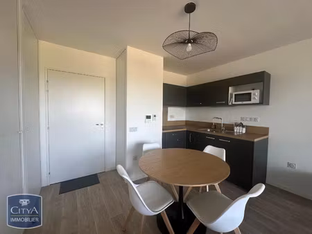 appartement à louer 2 pièces 41.48 m² - avrillé (49) - 770€