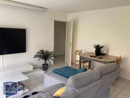 appartement à louer 3 pièces 63.01 m² - divion (62) - 672€