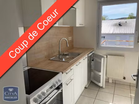 appartement à louer 2 pièces 45.6 m² - héricourt (70) - 607€