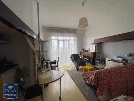 appartement à louer 1 pièce 27.28 m² - pau (64) - 370€
