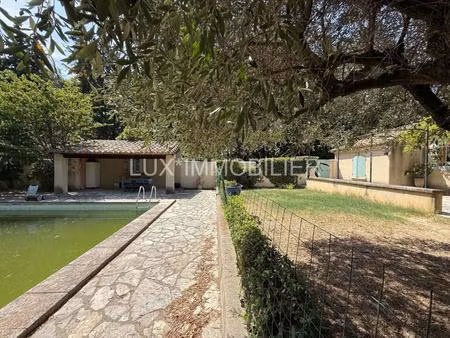 maussane-les-alpilles   villa 3 pièces à agrandir  piscine