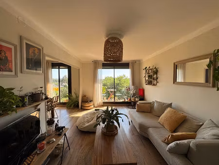 pelissanne - appartement t3 - balcons + cave - 69.14 m2