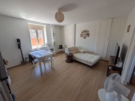 location appartement 2 pièces 34m²
