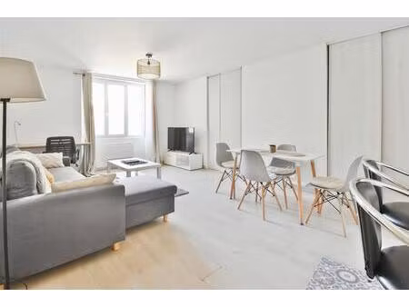 location appartement 2 pièces meublé 43m² valence 26000