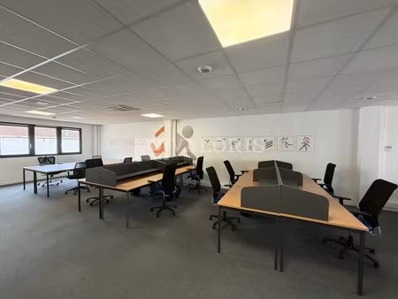 location local professionnel 146m² lyon 9ème