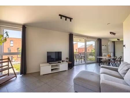 recent appartement met groen zicht en p