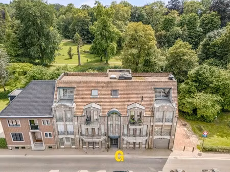 uitstekend verzorgd 2-slaapkamer appartement in hartje bilzen  met standplaats  kelderberg