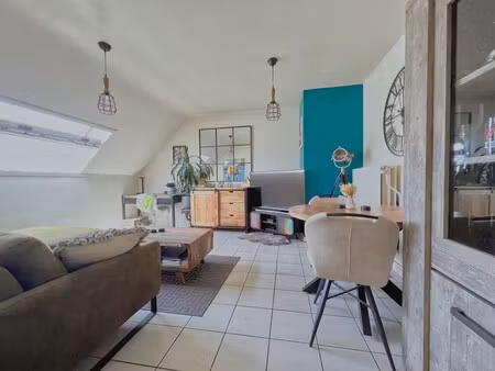 instapklaar  lichtrijk appartement met balkon + verzicht