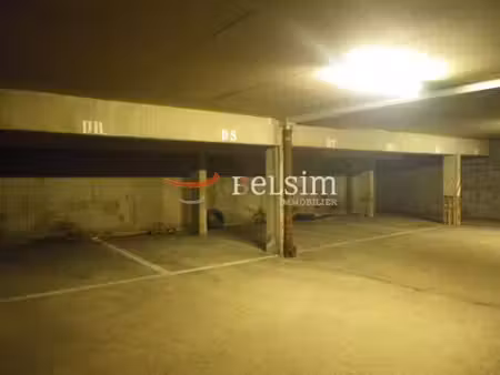 quartier seille - place en sous-sol