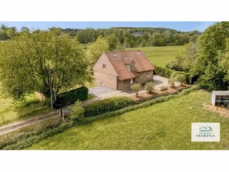 uniek gelegen landhuis midden in de velden te aarschot