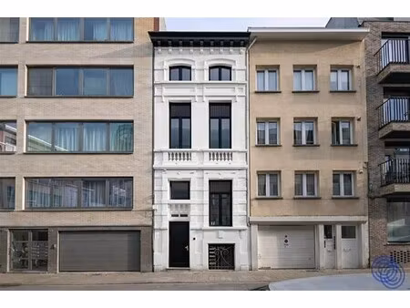 kijkdag 4/07/26: huis ca. 172m² met stadskoer