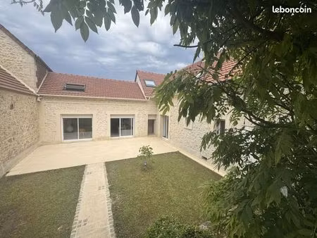 maison 6 pièces 142 m²
