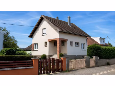 maison 4 pièces 930m2 de terrain