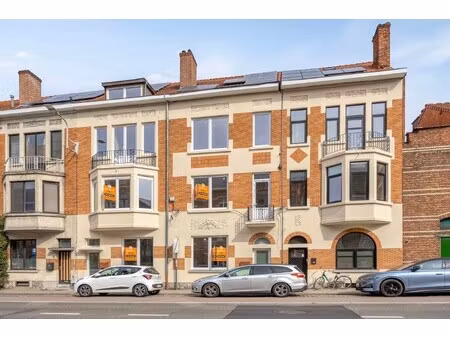 gerenoveerd herenhuis met authentieke charme in kessel-lo