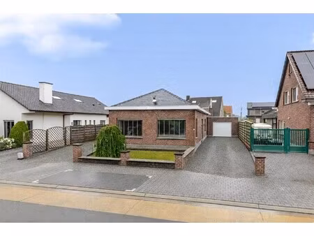 woning met 3 slaapkamers  garage en tuin te zingem(kruisem)