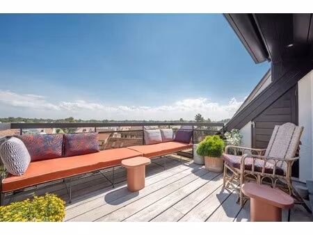 exclusief duplex-appartement met zonneterras en open zicht..