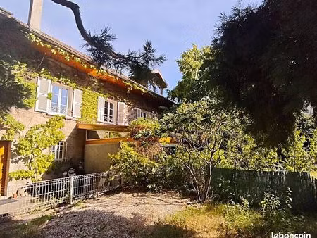 appartement 4 pièces 56 m²
