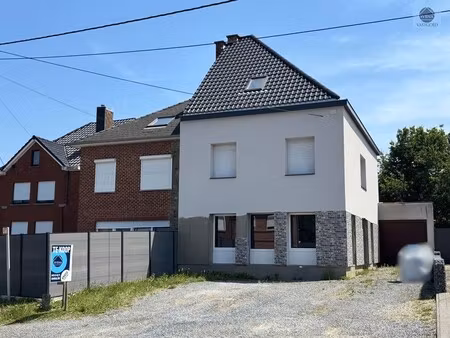 gerenoveerde woning met 3 slaapkamers