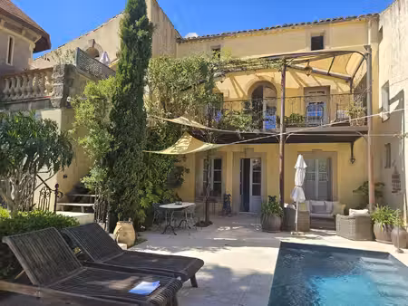 coup de coeur belle bâtisse en pierre avec piscine