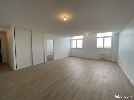 appartement 8 pièces 80 m²