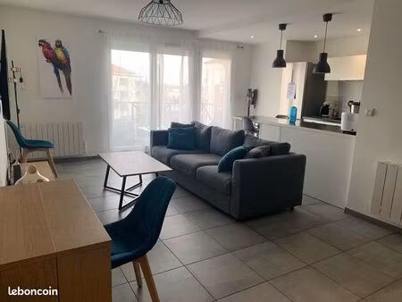 appartement t2 avec balcon et garage saint genis laval