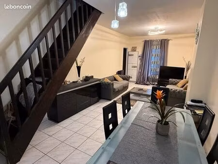 grande maison familiale gagny /idéal investisseur immobilier