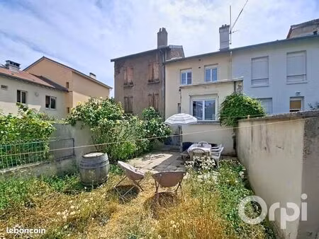 maison de ville 4 pièces 105 m²