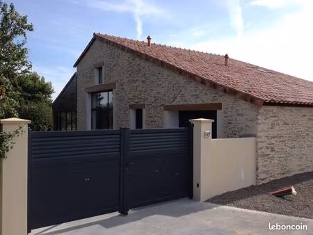 grange 6 pièces 190 m²