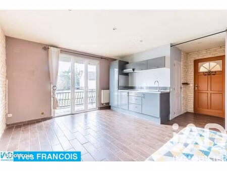 studio 1 pièce 30 m²