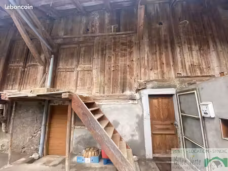 ferme 2 pièces 170 m²