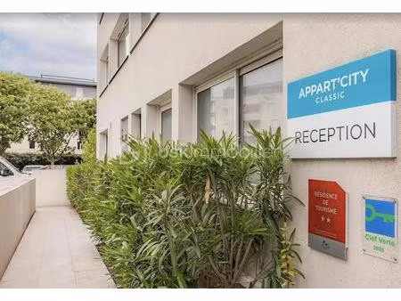 exclusif investisseur - t1 meublé et parking privatif en résidence d'affaires